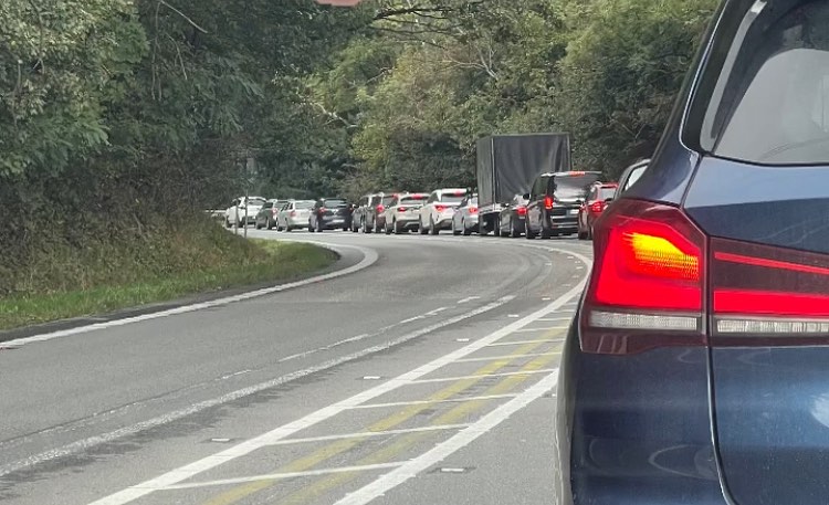 Obrázok k článku Doprava: Kolóna smerom do Žiliny od zjazdu z D1, Vrútky bez zdržania