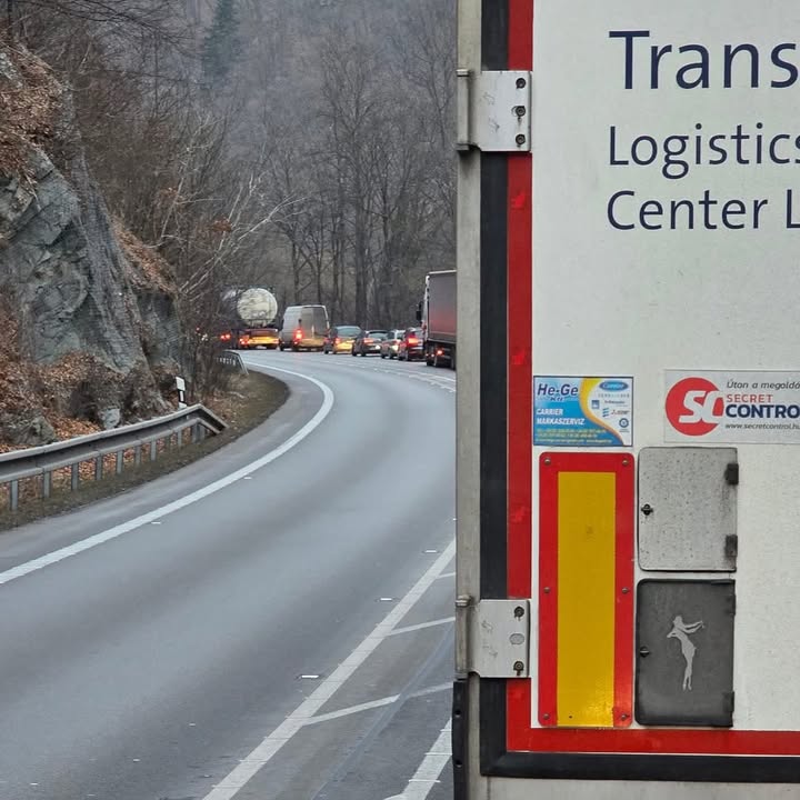 Obrázok k článku Doprava: Kolóna smerom do ZA, prejazd preverte, čakajte až 40 minút. #strečnovodiči