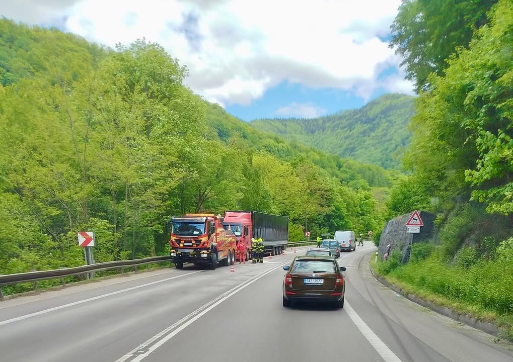 Obrázok k článku Prejazdnosť bude obnovená, no očakávajte zdržania. #strečnovodiči