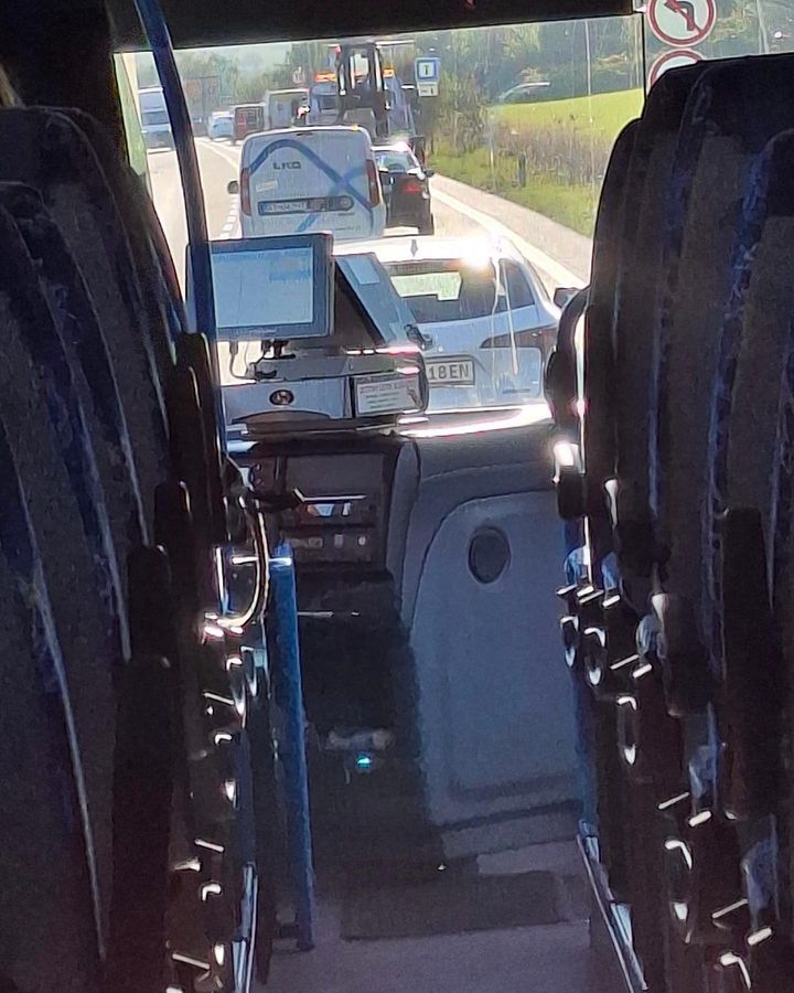 Obrázok k článku "Odporúčame využiť obchádzkové trasy!"