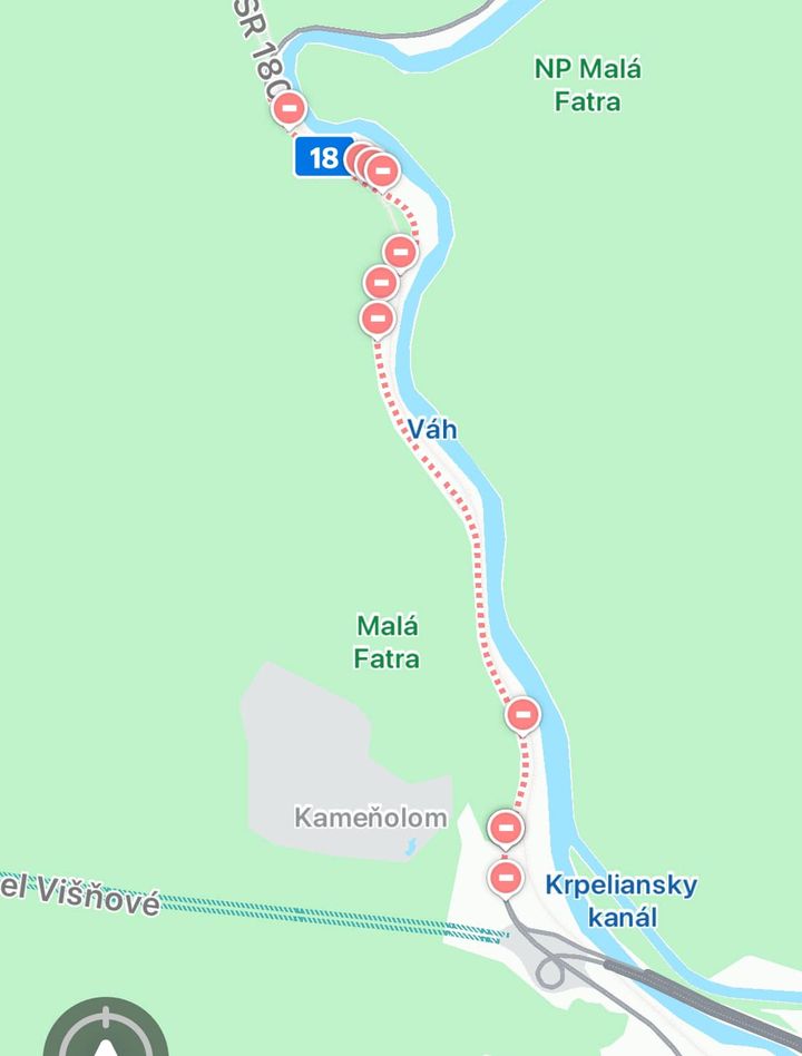 Obrázok k článku Waze a Google mapy hlásia uzavretý úsek, no cesta je cez víkend prejazdná bez obmedzení