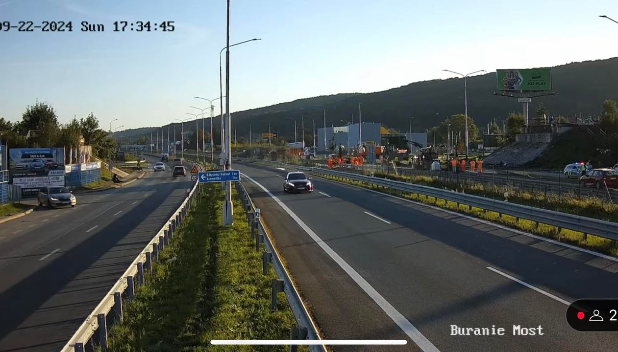 Obrázok k článku R1 v Banskej Bystrici je prejazdná bez obmedzení, obdiv k dobre vykonanej práci!